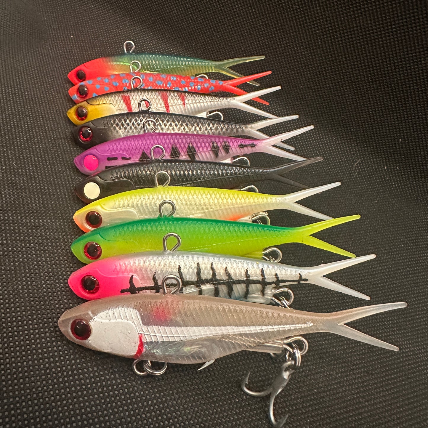 Close-up of Reel Action 95mm / 26g vibes with strong trebles and split rings.