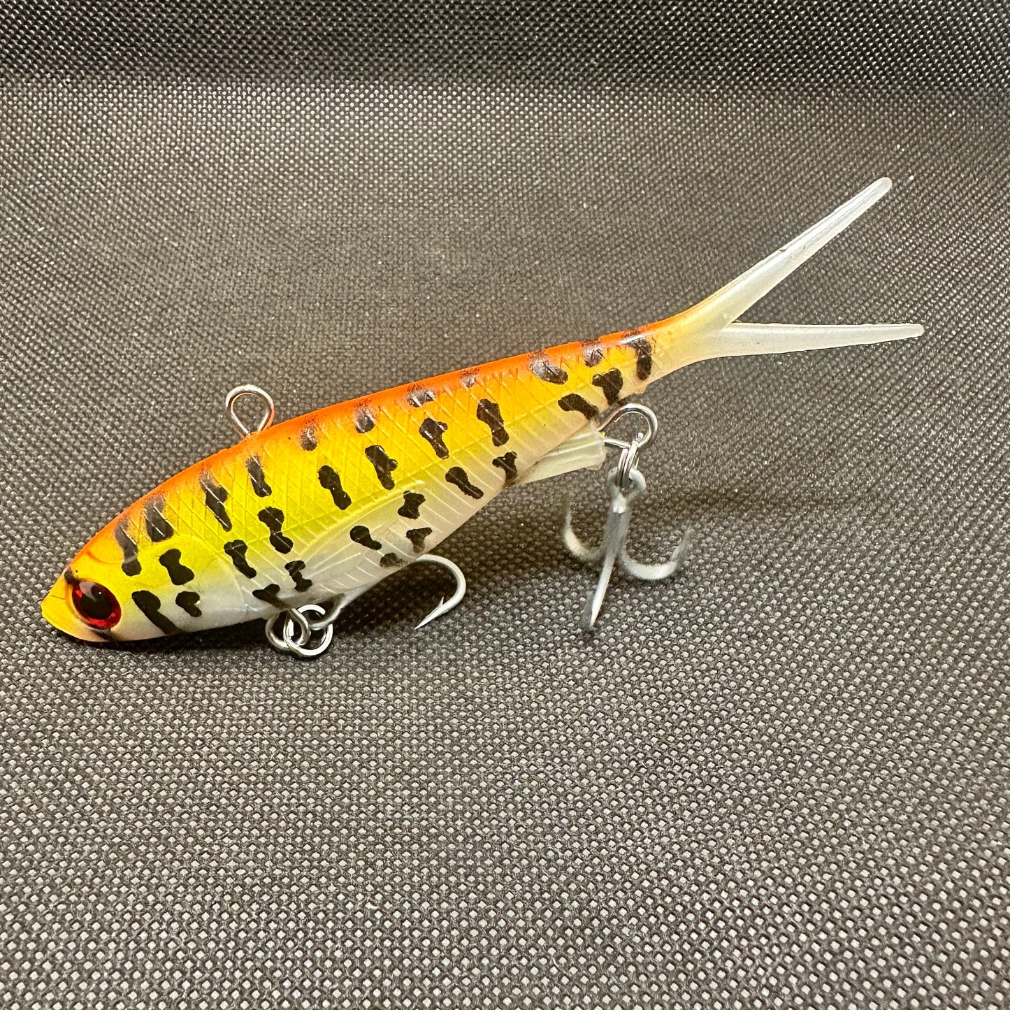 Flathead vibe lure