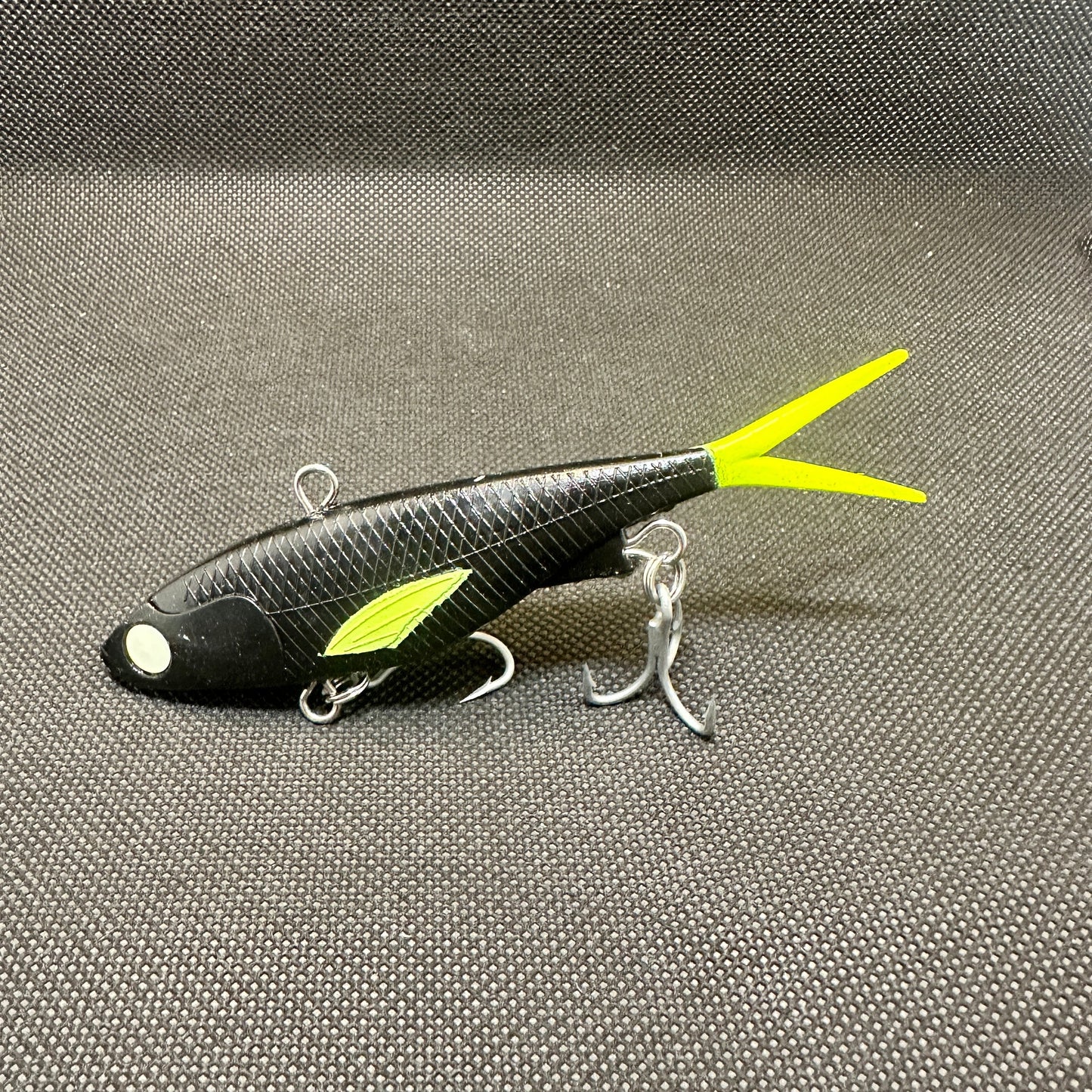Saltwater vibe lure