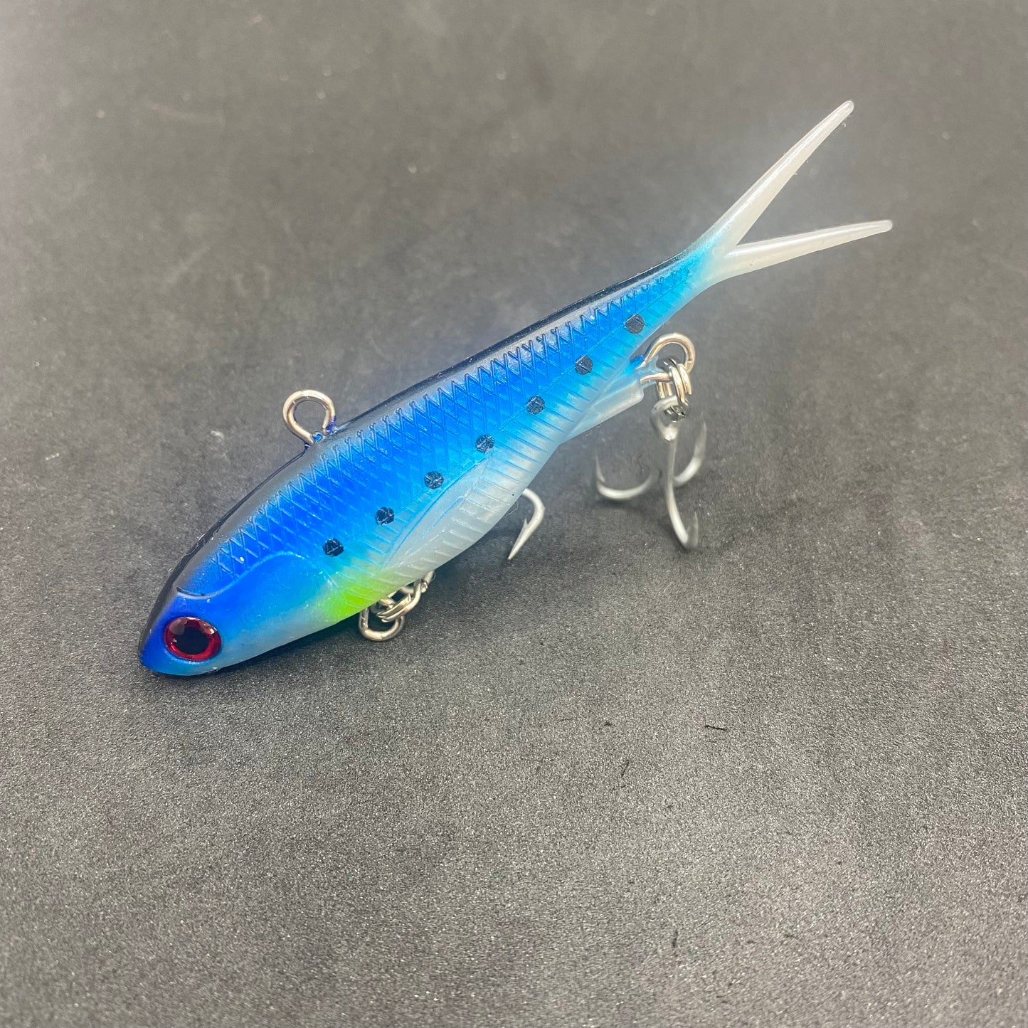 Freshwater vibe lure