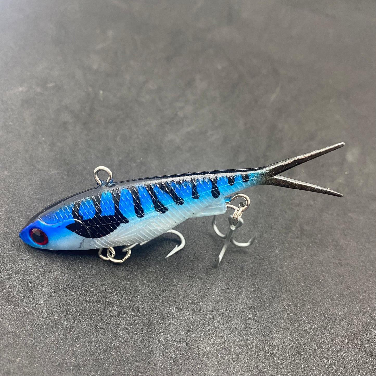 How to fish a vibe lure for barra